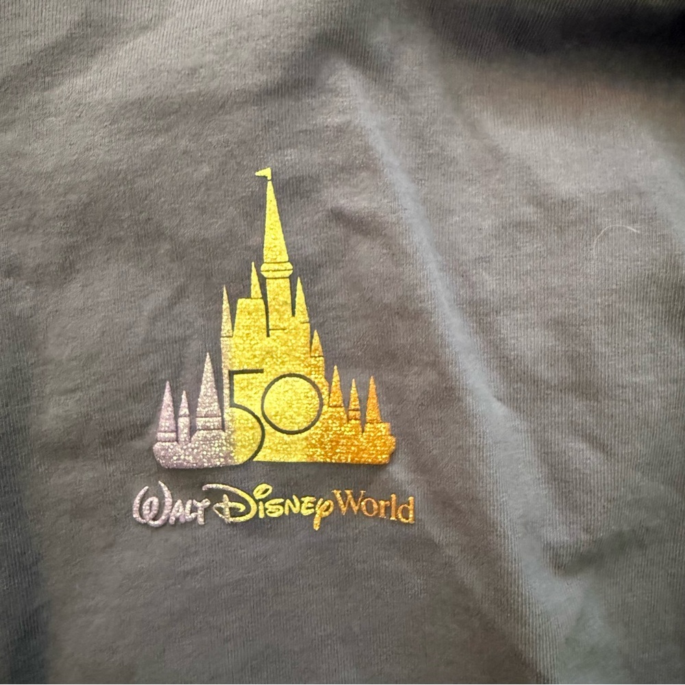 Walt Disney World Dusty Purple Spirit Jersey with 50th Anniversary Branding - Picture 2 of 5